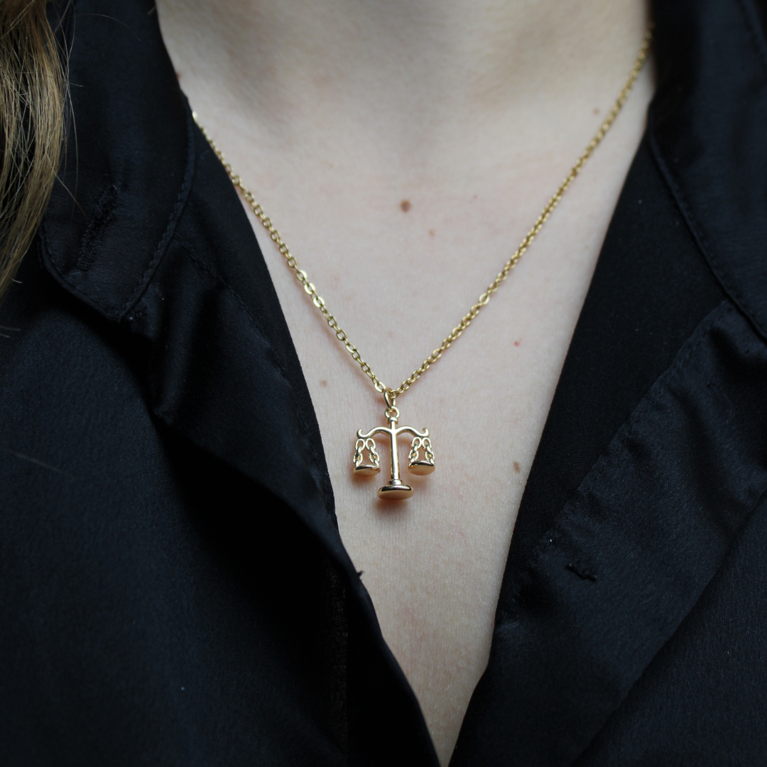 ILIAN - Tulip Flower Necklace 18k gold sheet