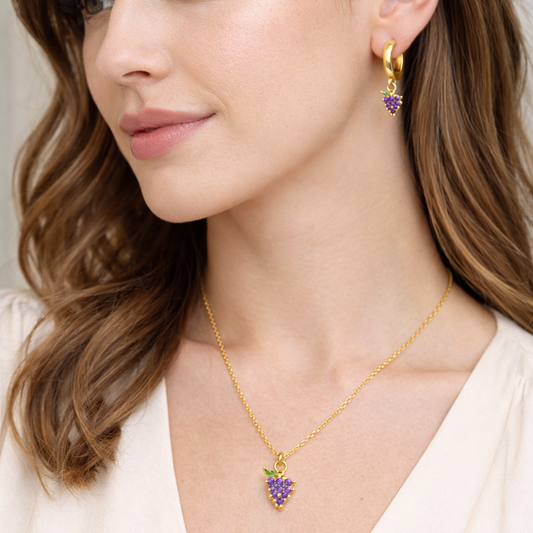 SET COLLAR Y ARETES UVA ZIRCONIAS