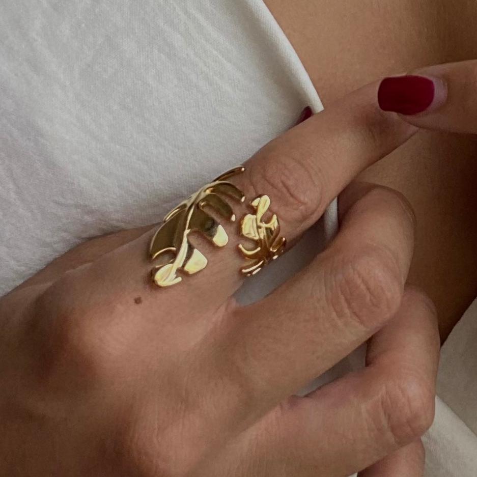 CECILIA - ANILLO AJUSTABLE ABIERTO HOJAS DORADO ACERO INOXIDABLE