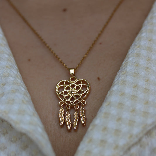 - COLLAR ATRAPA SUEÑOS CORAZÓN CHAPA DE ORO