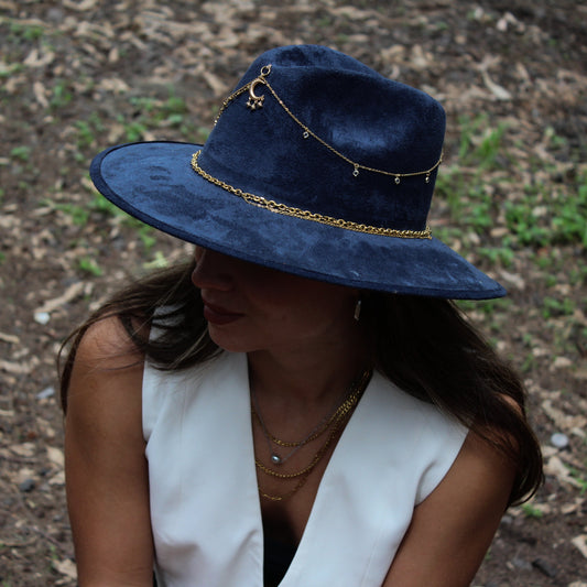 Grecia - Sombrero indiana joyeria estrellas y luna explorer gamuza