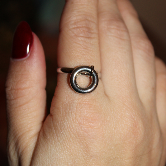 DAYANA - Anillo Con Circulo Ajustable Acero Inoxidable