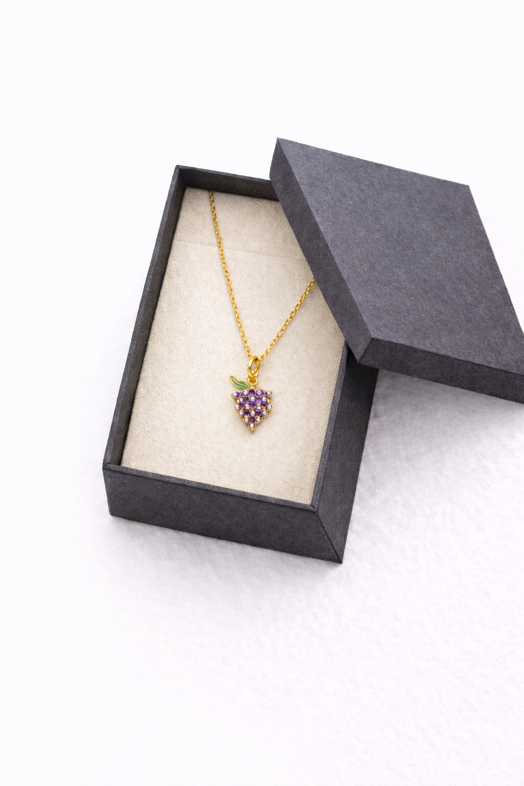 - Collar Uva fruta Zirconias