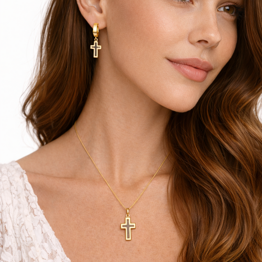 REGINA - SET ARETES Y COLLAR CONTORNO CRUZ CHAPA DE ORO