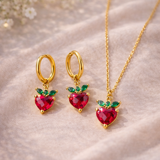 - SET ARETES Y COLLAR FRESA CON ZIRCONIAS