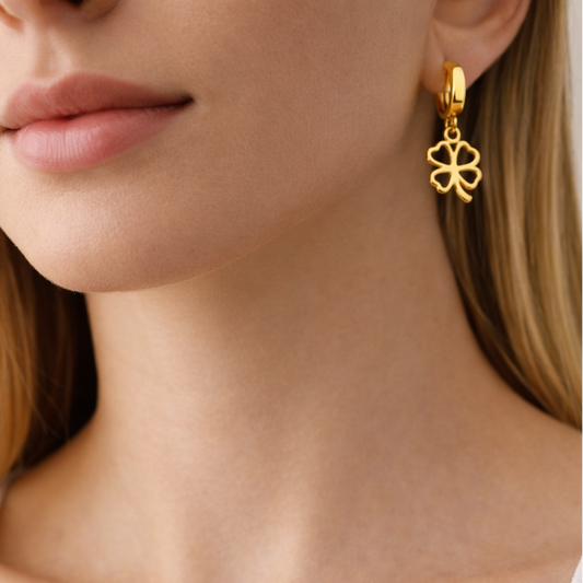 - ARETES TREBOL DE LA SUERTE ACERO INOXIDABLE