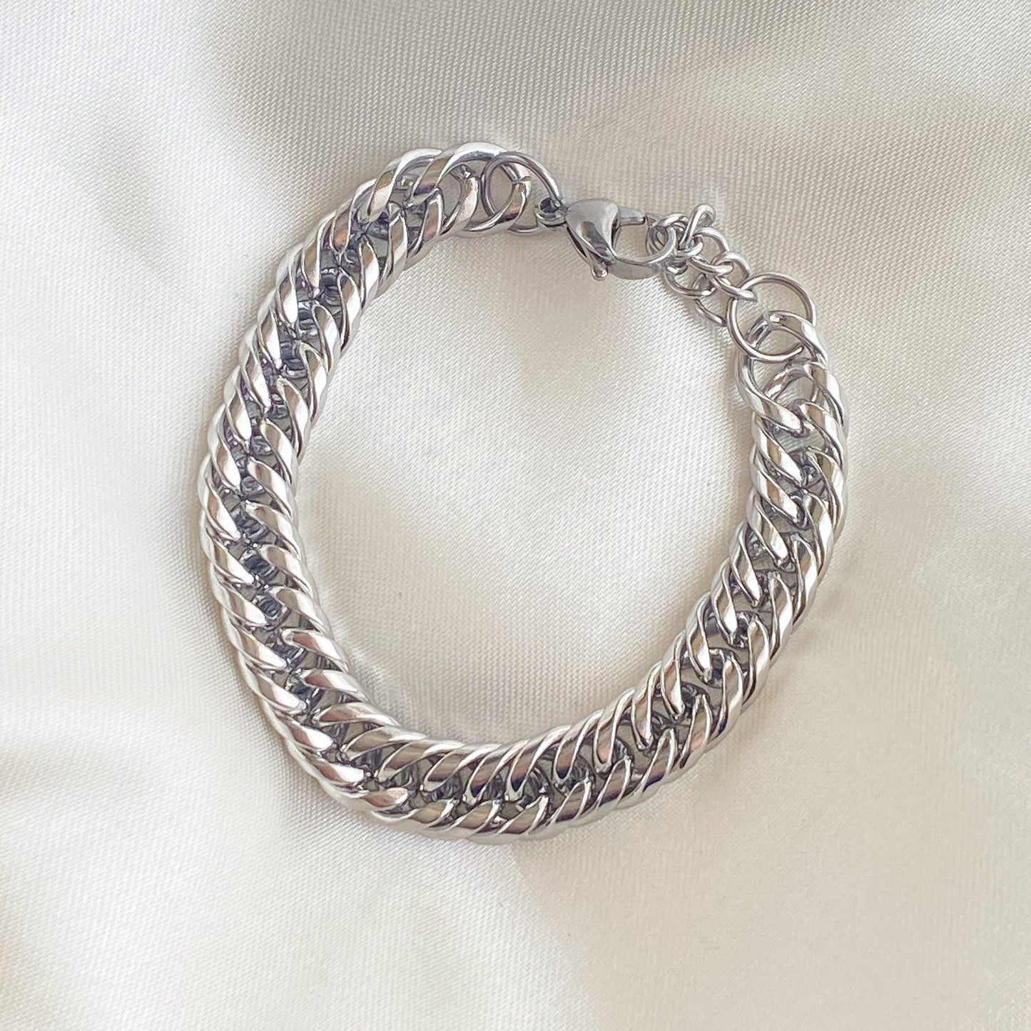 BETH - Stainless Steel Tail Bracelet