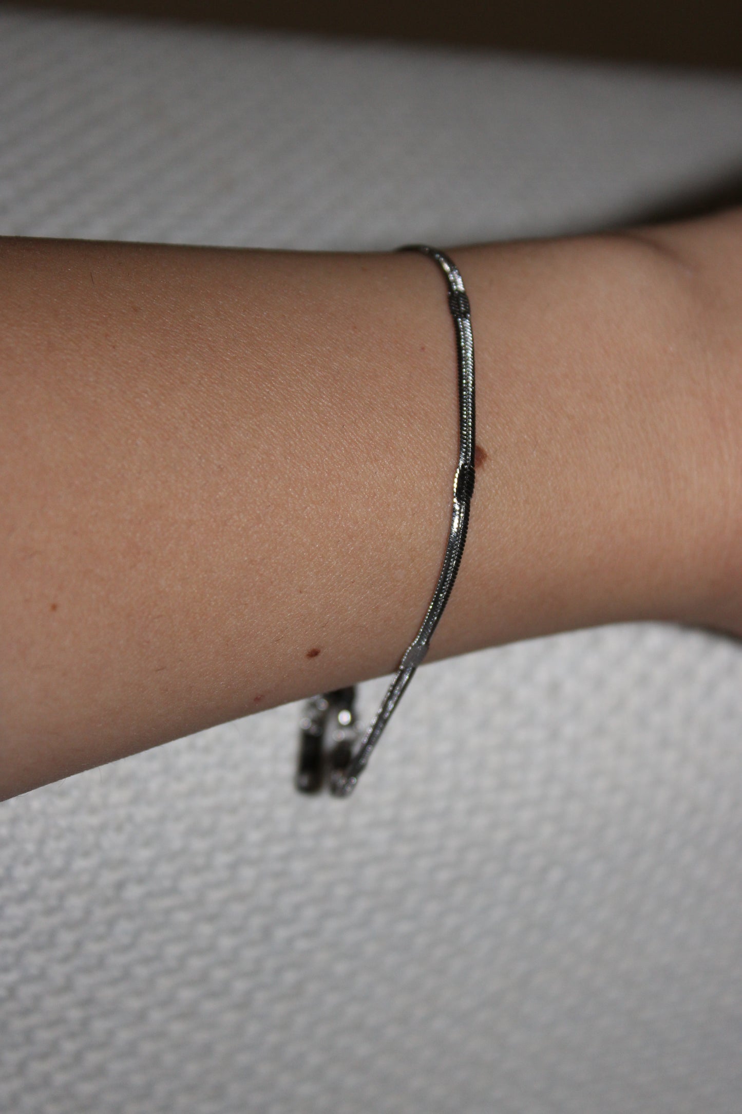 LILIANA - PULSERA PANZA DE VÍBORA PLATEADO ACERO INOXIDABLE