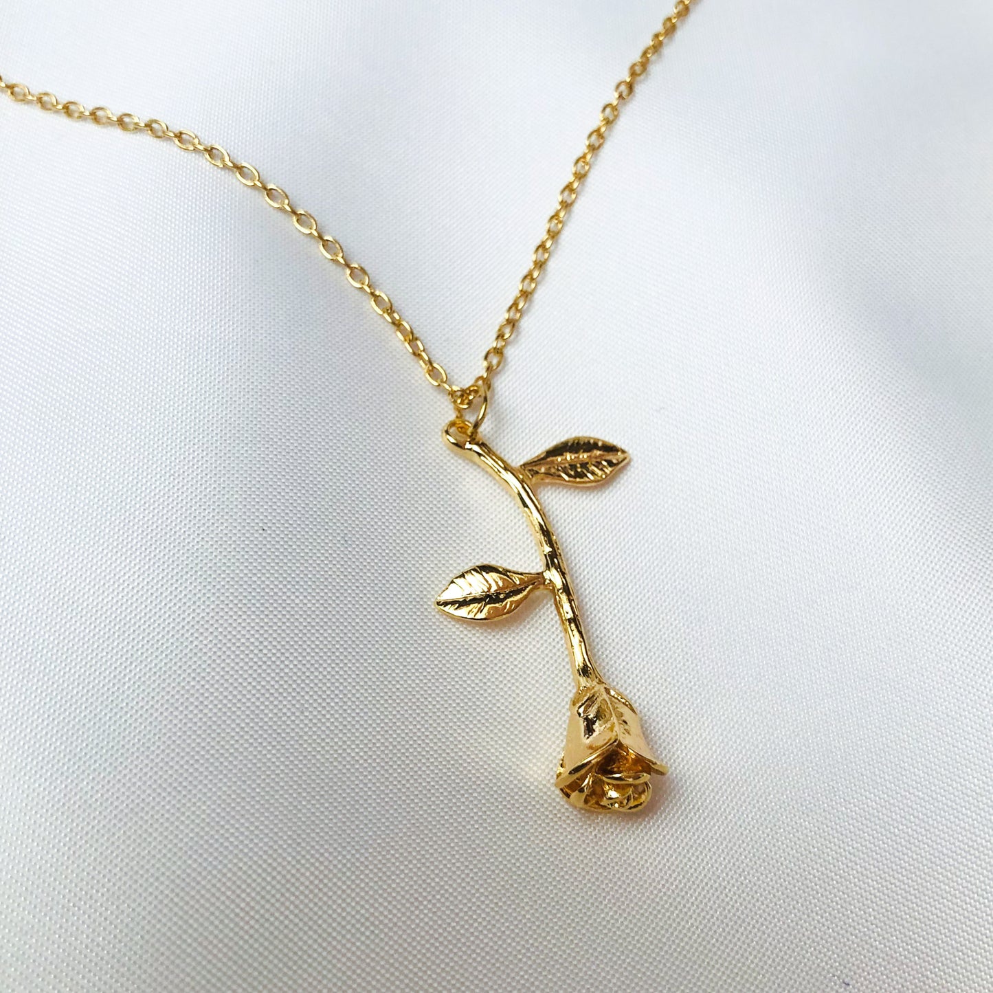 ROSA - Large Flower Rose Necklace 18k Gold Plate