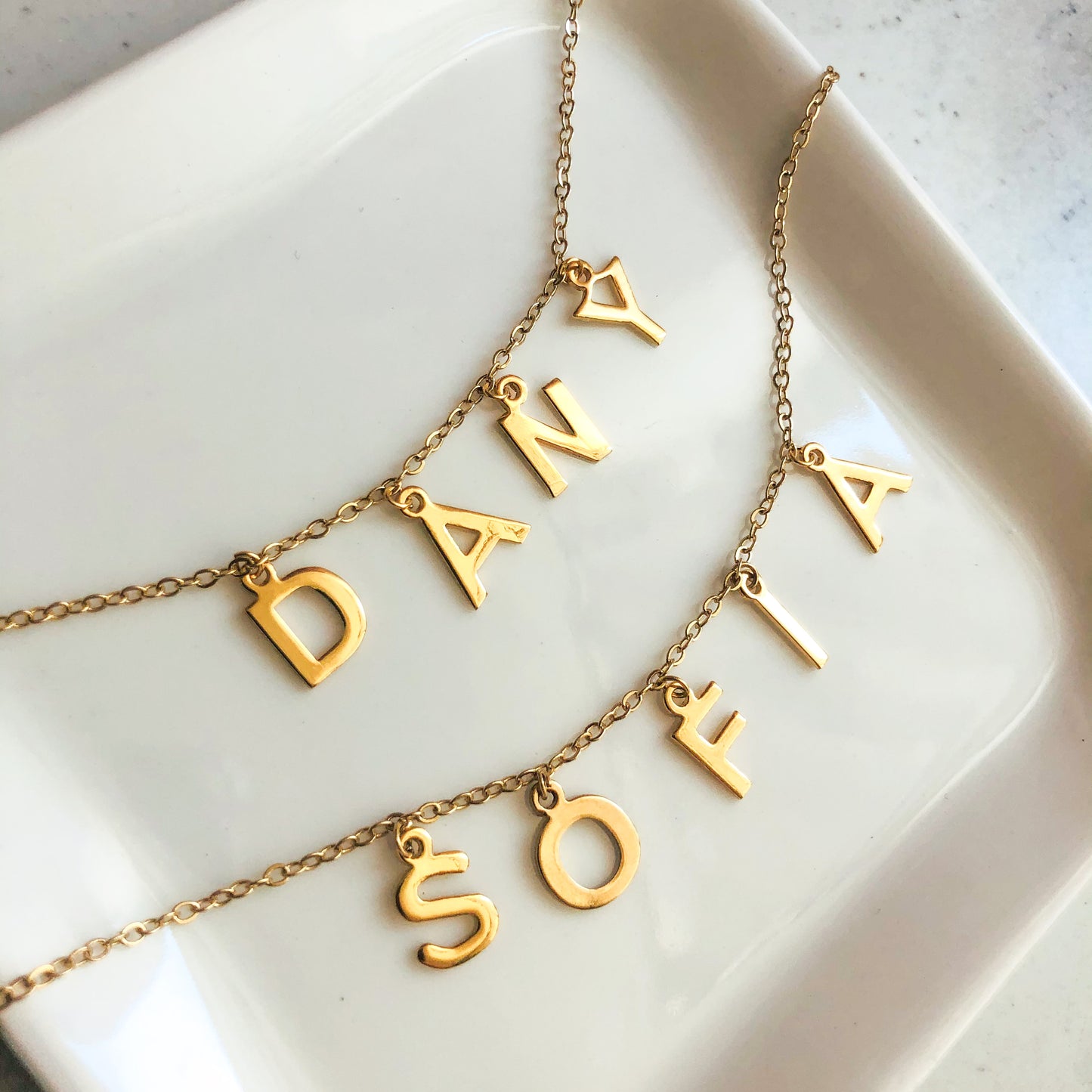 UMA - Personalized Name Necklace Gold Plate